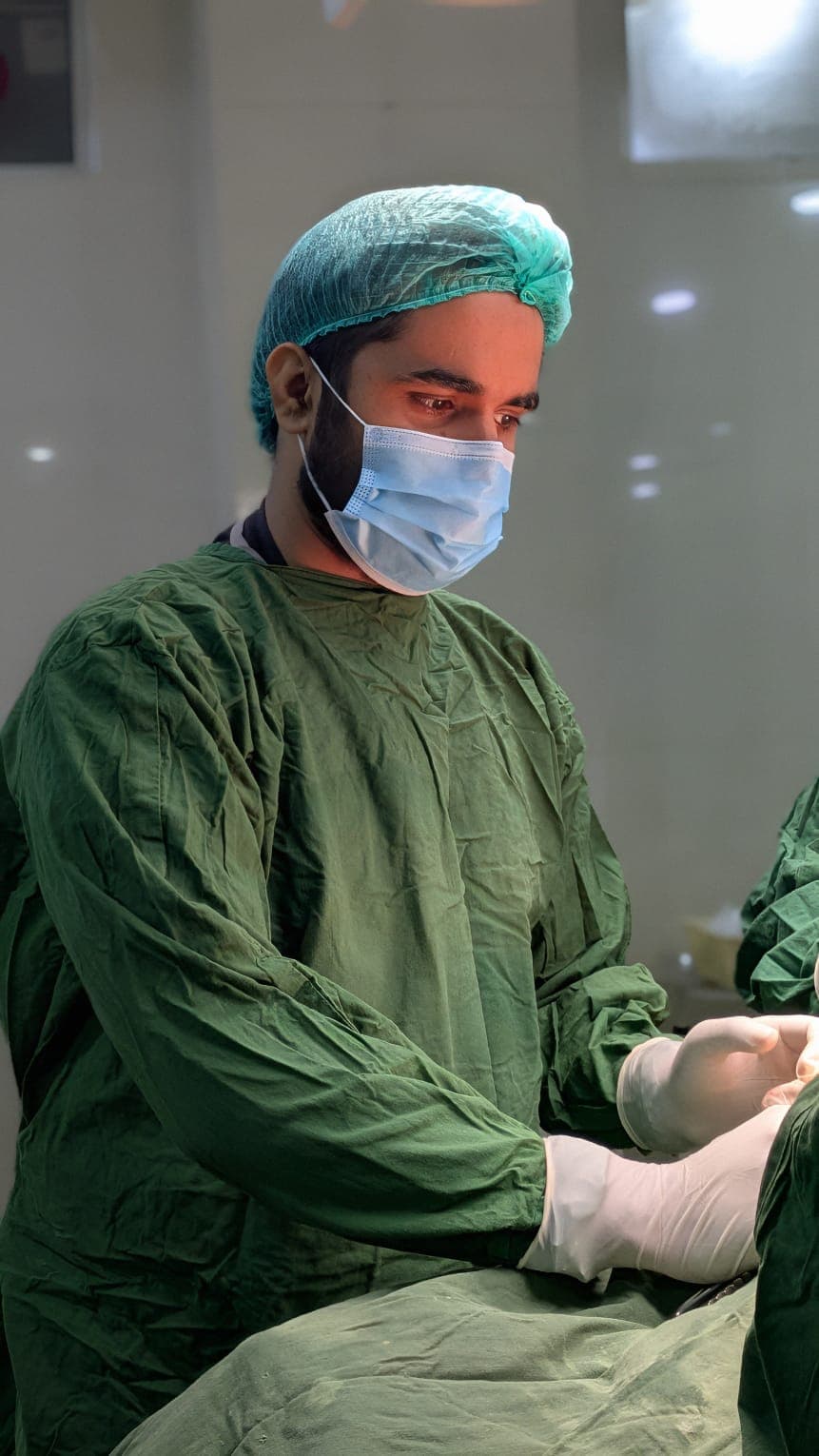 doctor-in-lab